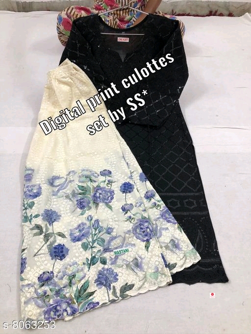 Trendy Ensemble Women Kurta Sets