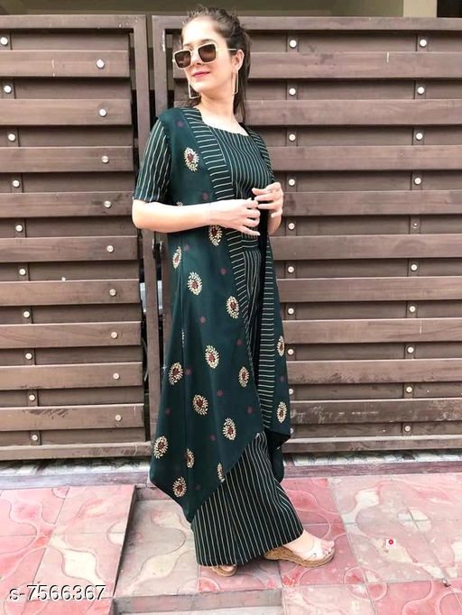 Aishani Fabulous Women Kurta Sets