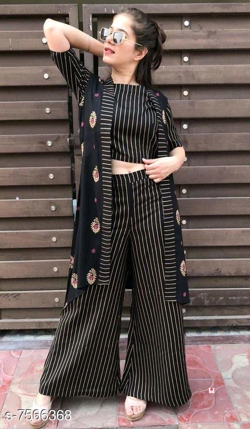 Aishani Fabulous Women Kurta Sets