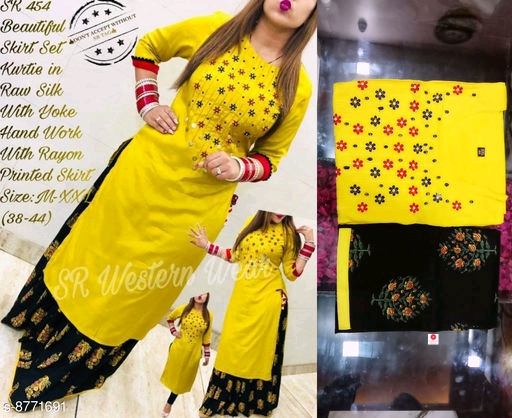Kashvi Petite Women Kurta Sets