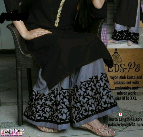 Jivika Petite Women Kurta Sets